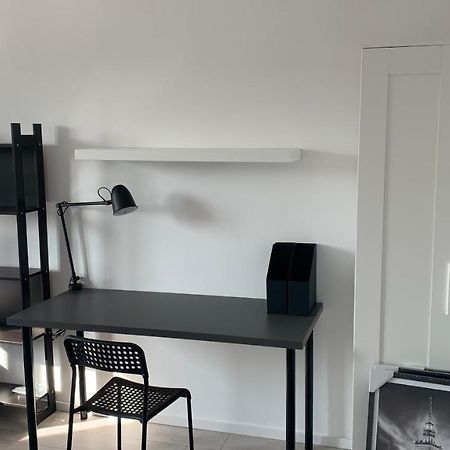 Beautiful Room - Newly Renovated, Aquapark Center Of 브로츠와프 외부 사진