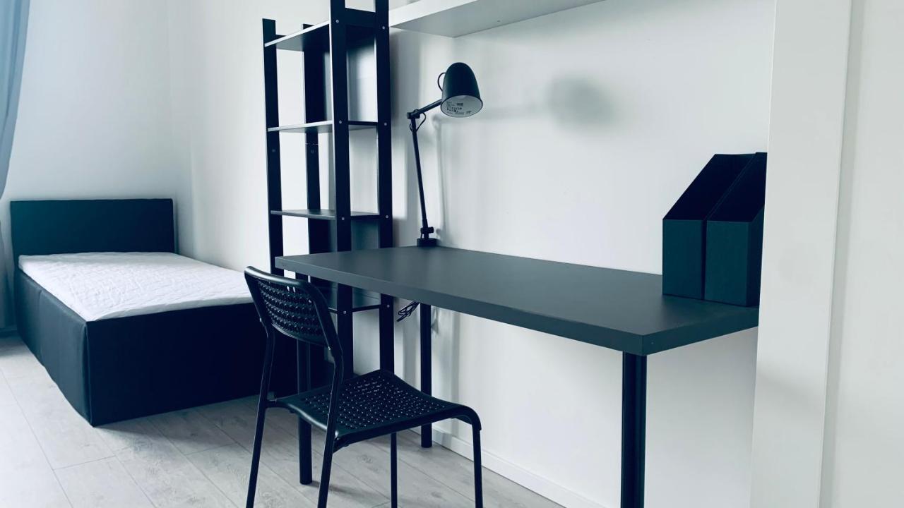 Beautiful Room - Newly Renovated, Aquapark Center Of 브로츠와프 외부 사진